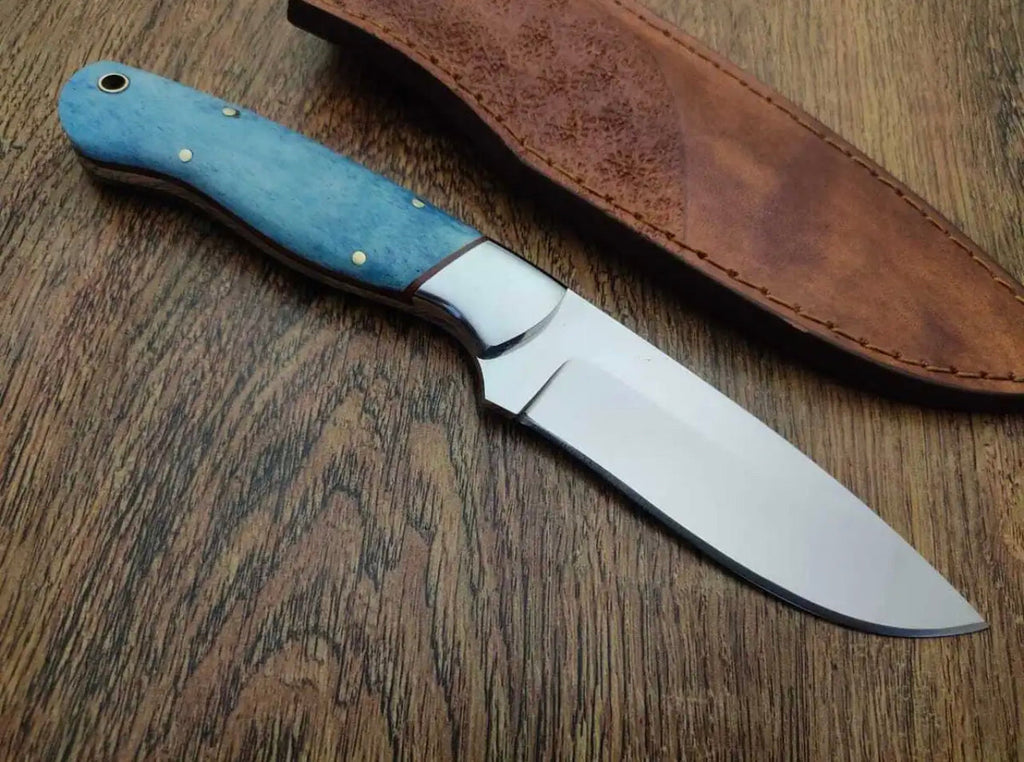 Handmade hunting knife