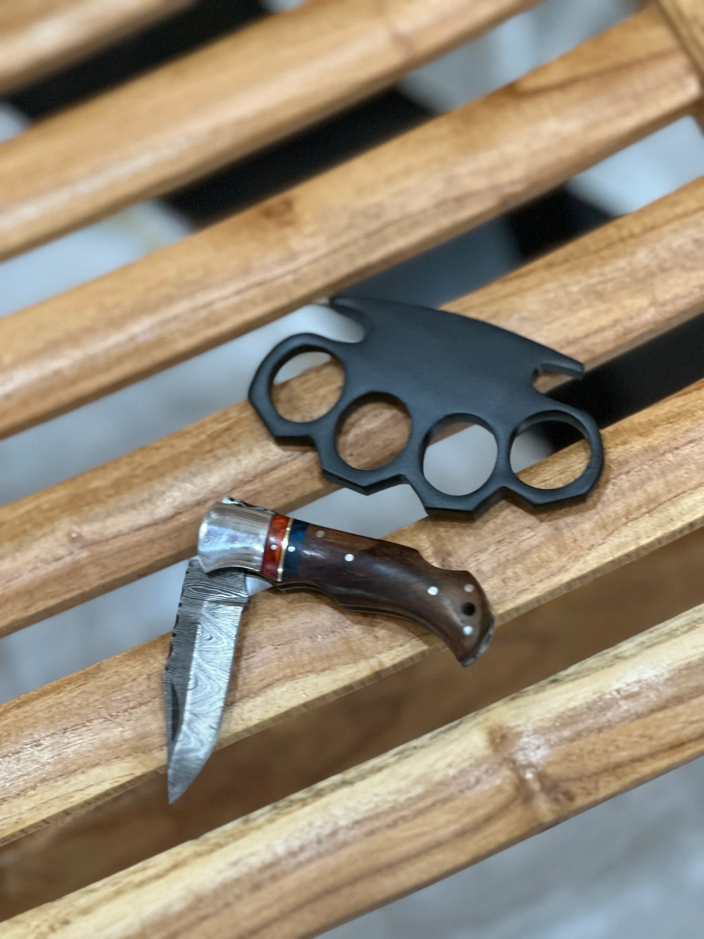 Handmade knuckle and folding Deal