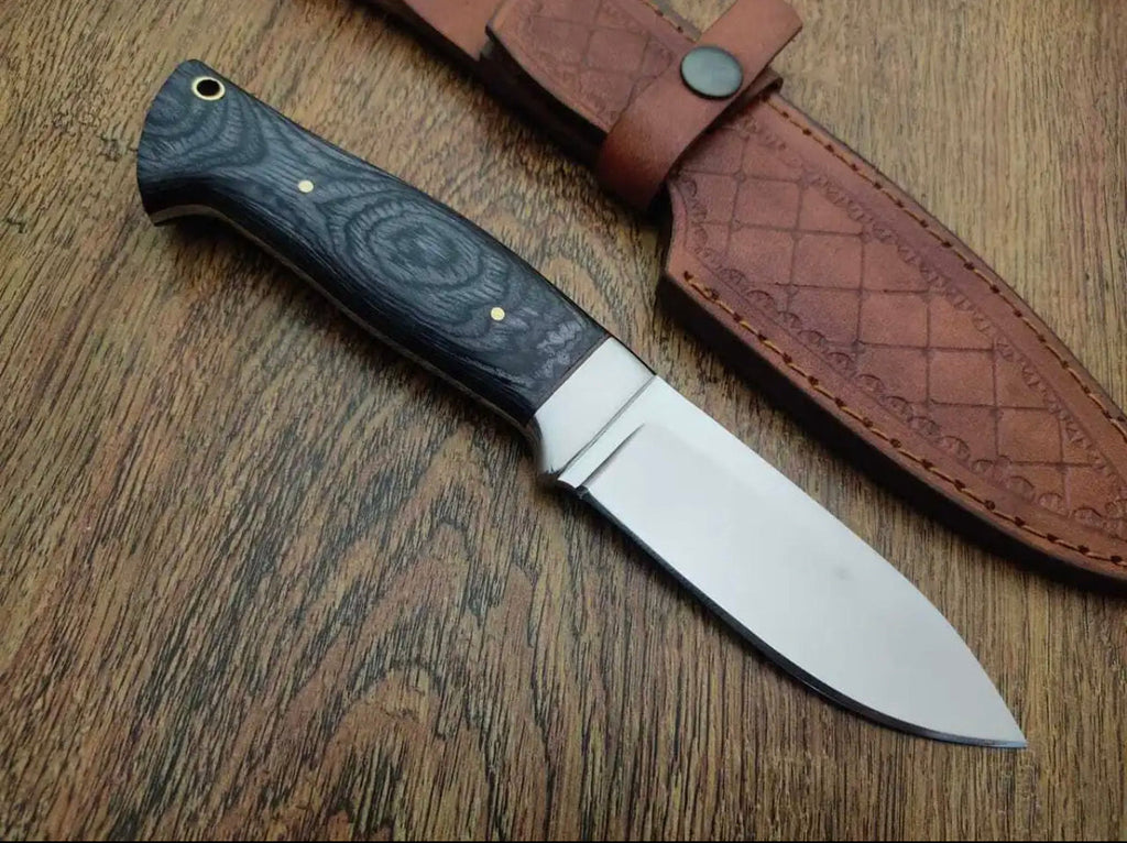 Handmade hunting knife
