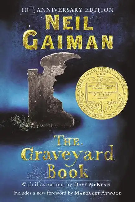 The Graveyard Book - Paperback