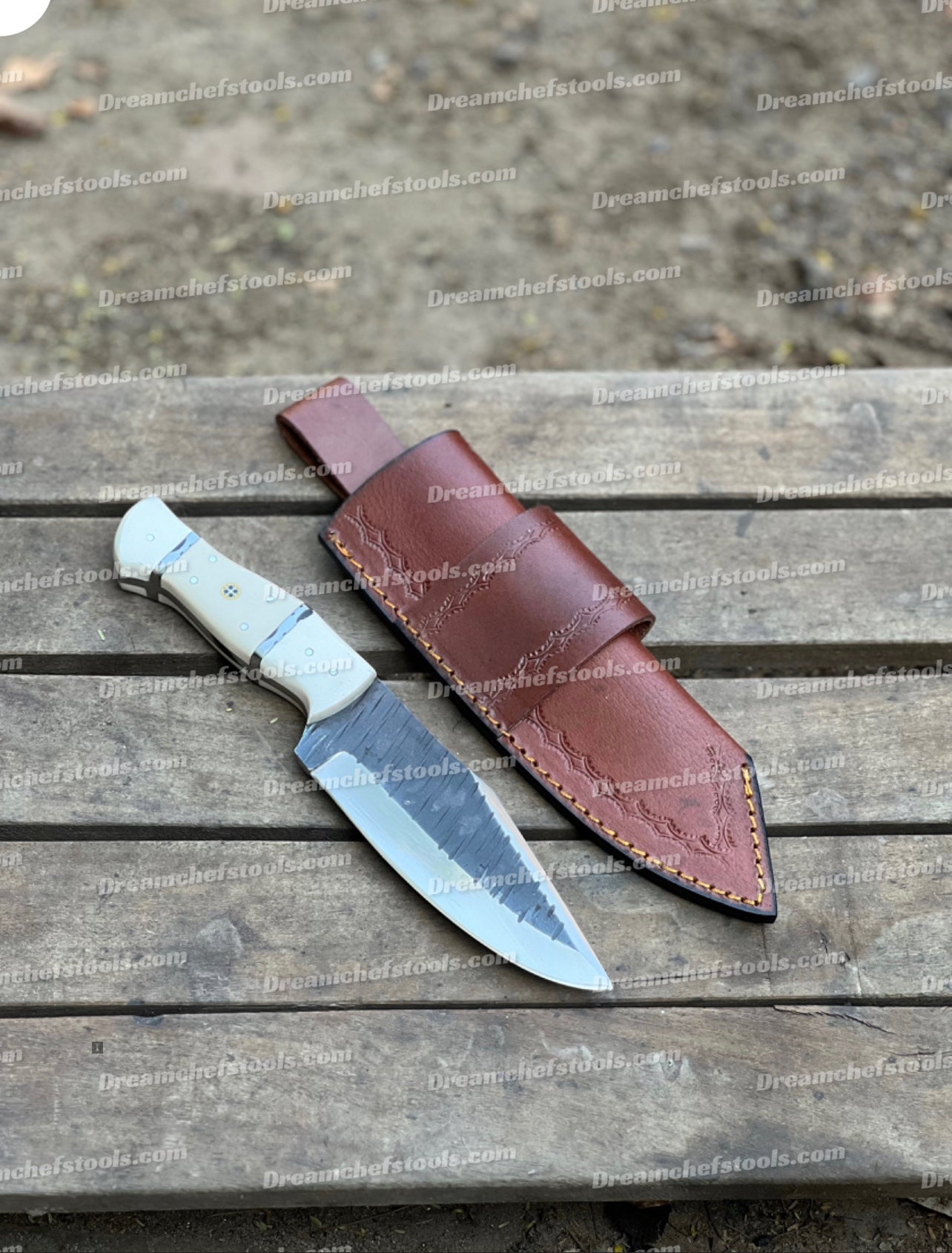 Custom handmade j2 steel hunting knife