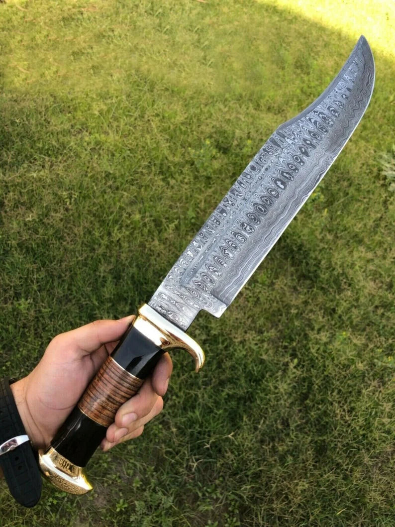 Custom Handmade Damascus Steel Crocodile Dundee Bowie Knife – Brass Guard, Buffalo Horn Handle, Leather Sheath Included