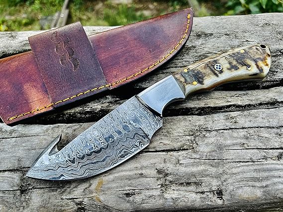 Best Knife for Skinning – 9” Handmade Damascus Steel Hunting Knife with Sheep Horn Handle