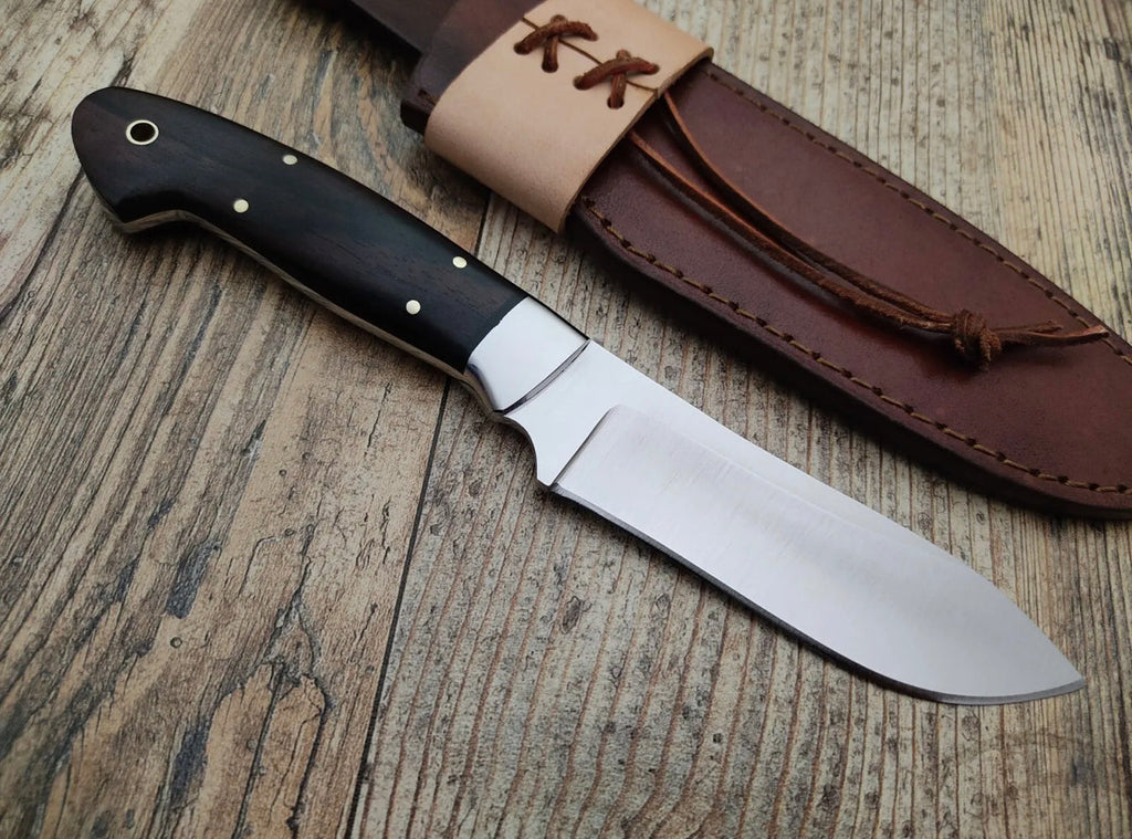 Handmade hunting knife