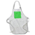 Apron - Quatrefoil Pattern In White Outline On Summer Green Pattern - Ornamental Quatrefoil
