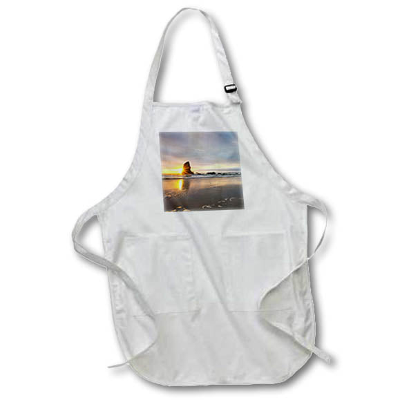 Apron - USA, Oregon. Cannon Beach and Haystack Rock at sunset 1. Oregon