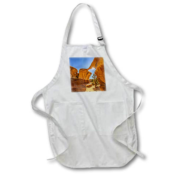 Apron - USA, Utah, Devils Garden Natural Area. Sun on hoodoo formations 1 Utah