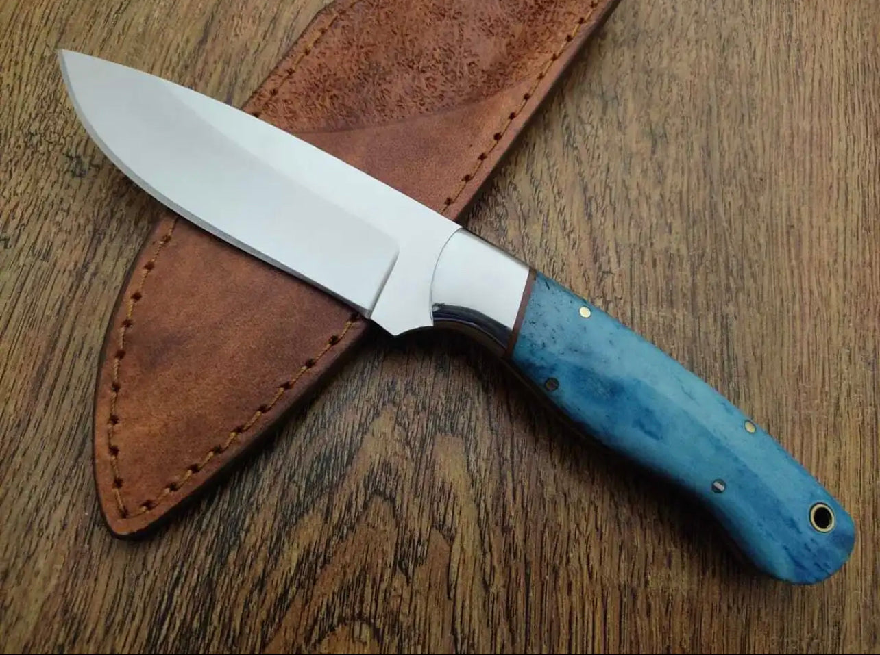 Handmade hunting knife