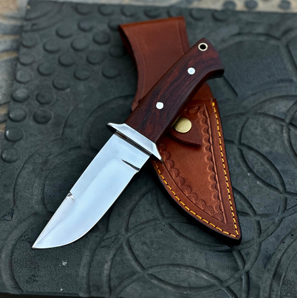 HANDMADE 1095 STEEL
HUNTING KNIFE