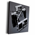 3dRose Picture of a Old Vintage Classic Camera with bellows - Museum Grade Canvas Wrap (cw_20711)