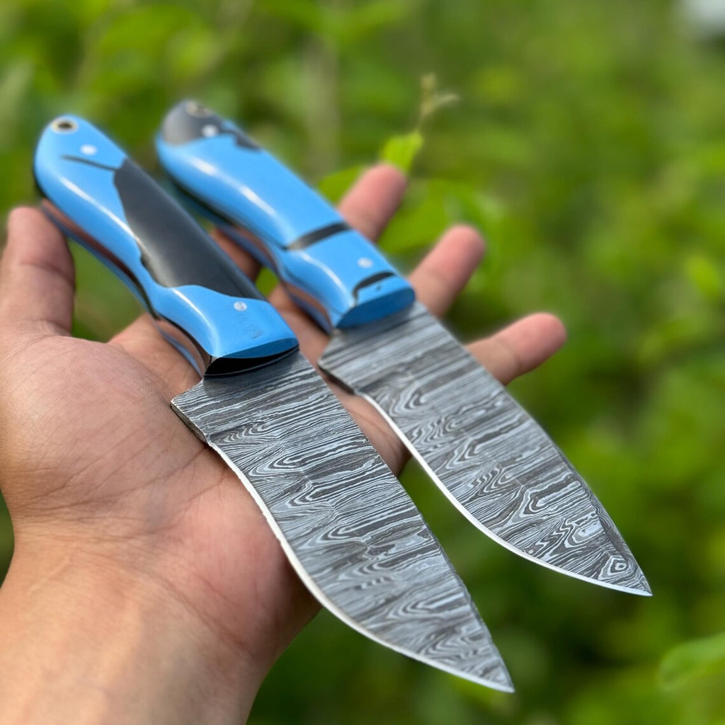 Custom Handmade Damascus Steel Hunting Knife with Resin Handle and Leather Sheath