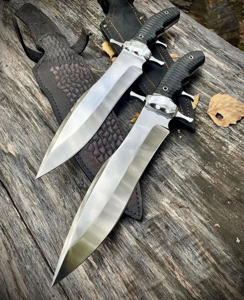 Custom Handmade D2 Steel Bowie Knife with Steel Guard and Buffalo Horn Handle, Includes Leather Sheath