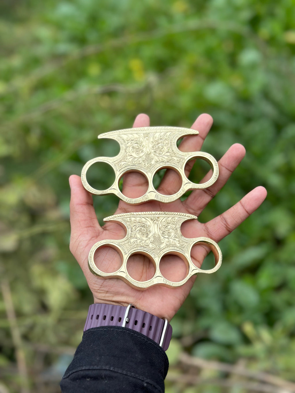 Custom Brass Knuckles Set – Hand Engraved Pure Brass with Leather Case