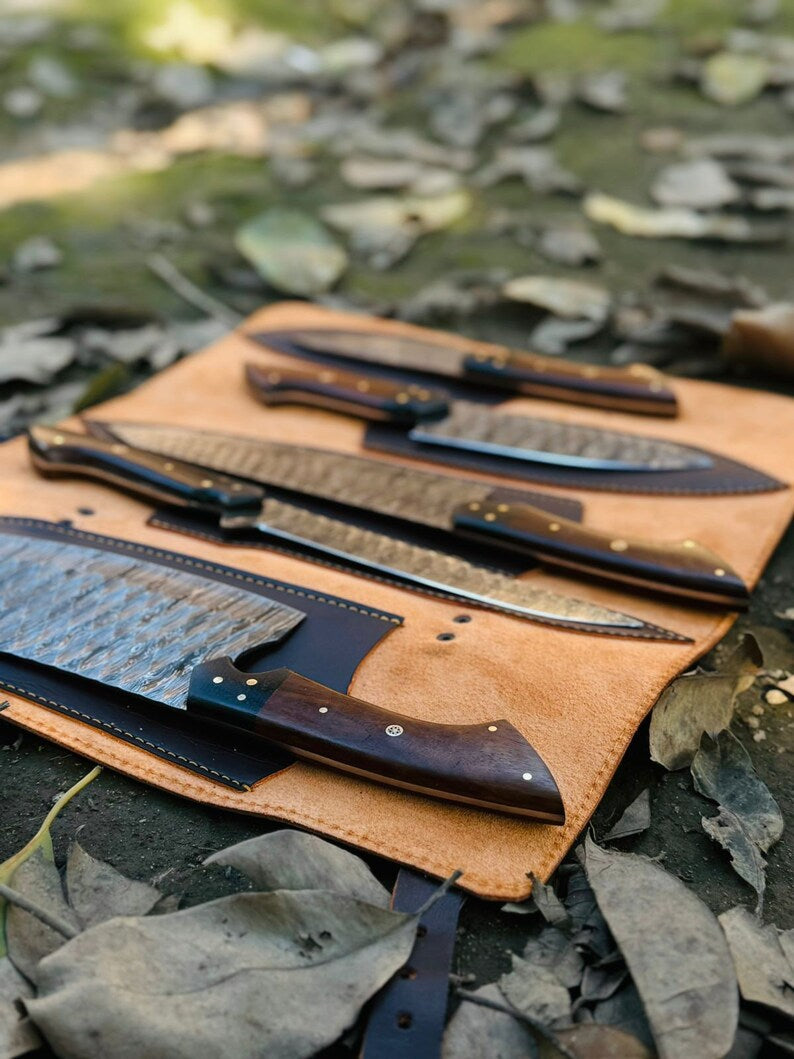 Premium Damascus Steel Knife Sets - Hand Forged, Rosewood & Buffalo Horn Handles