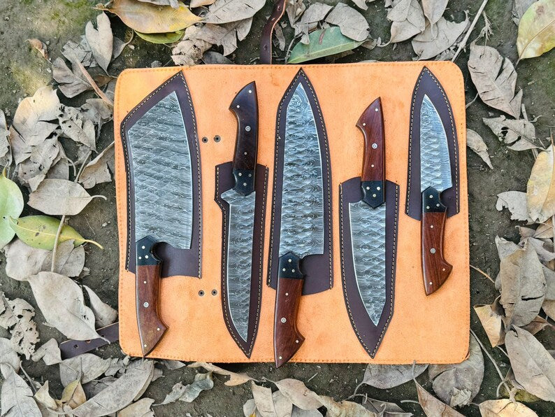 Premium Damascus Steel Knife Sets - Hand Forged, Rosewood & Buffalo Horn Handles