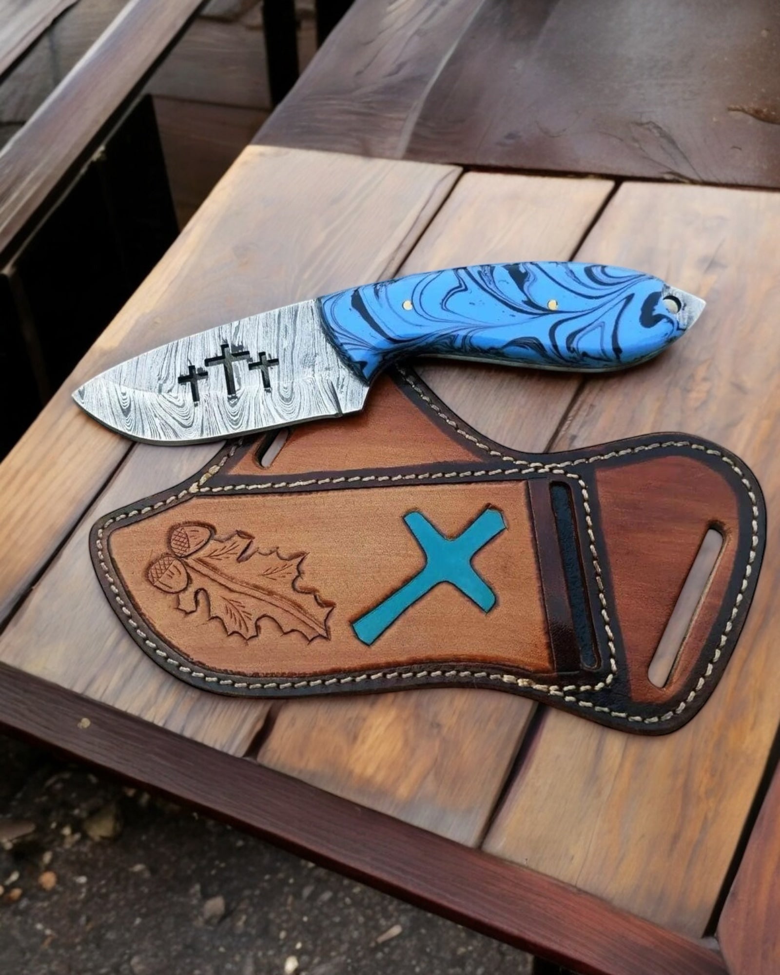 Cowboy Knives Damascus Steel Blades with Unique Cross Wirecut Designs