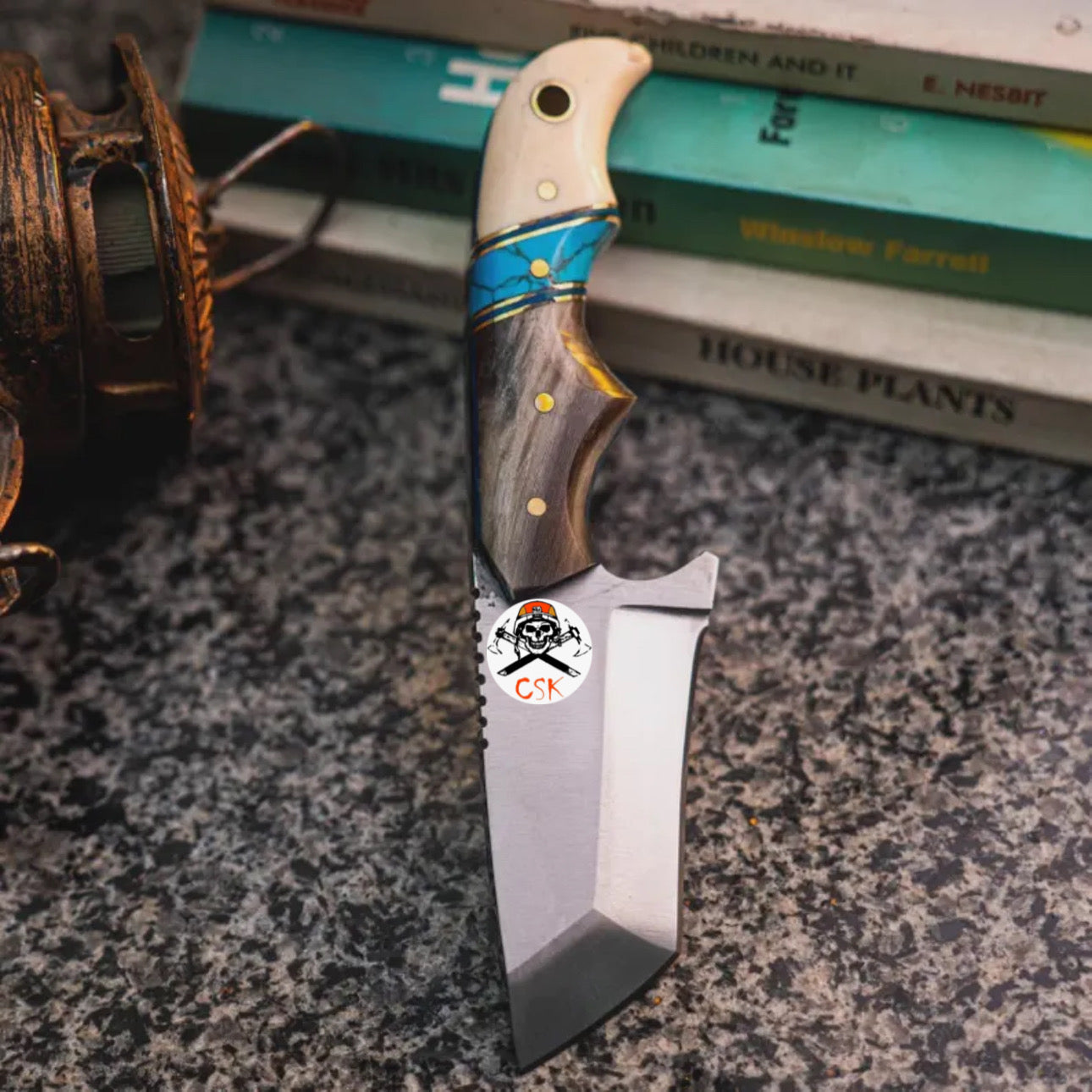 Finger grooved Turquois Tantoo Blade knife