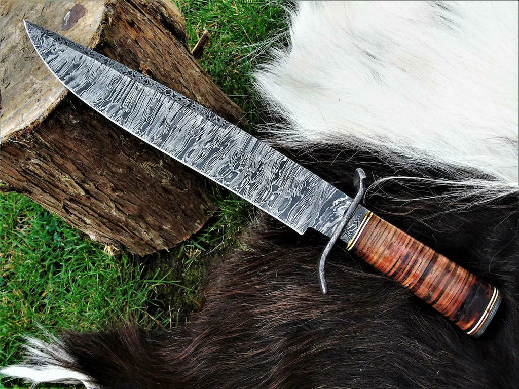 Exquisite Custom Handmade Damascus Steel Hunting Bowie Knife - 15" Blade, Damascus Steel Guard, Premium Leather Handle & Sheath
