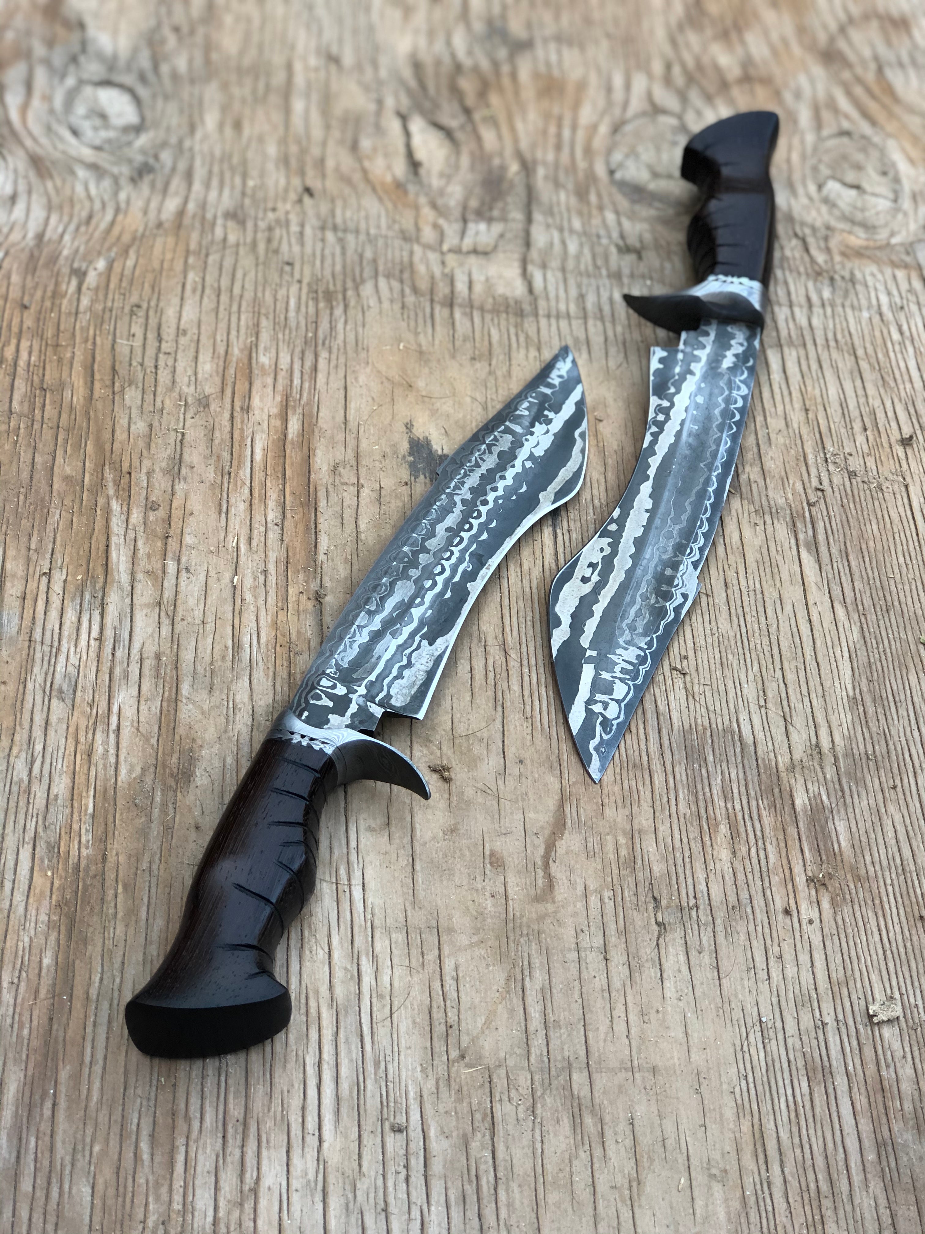 Custom handmade Damascus steel hunting Bowie knife