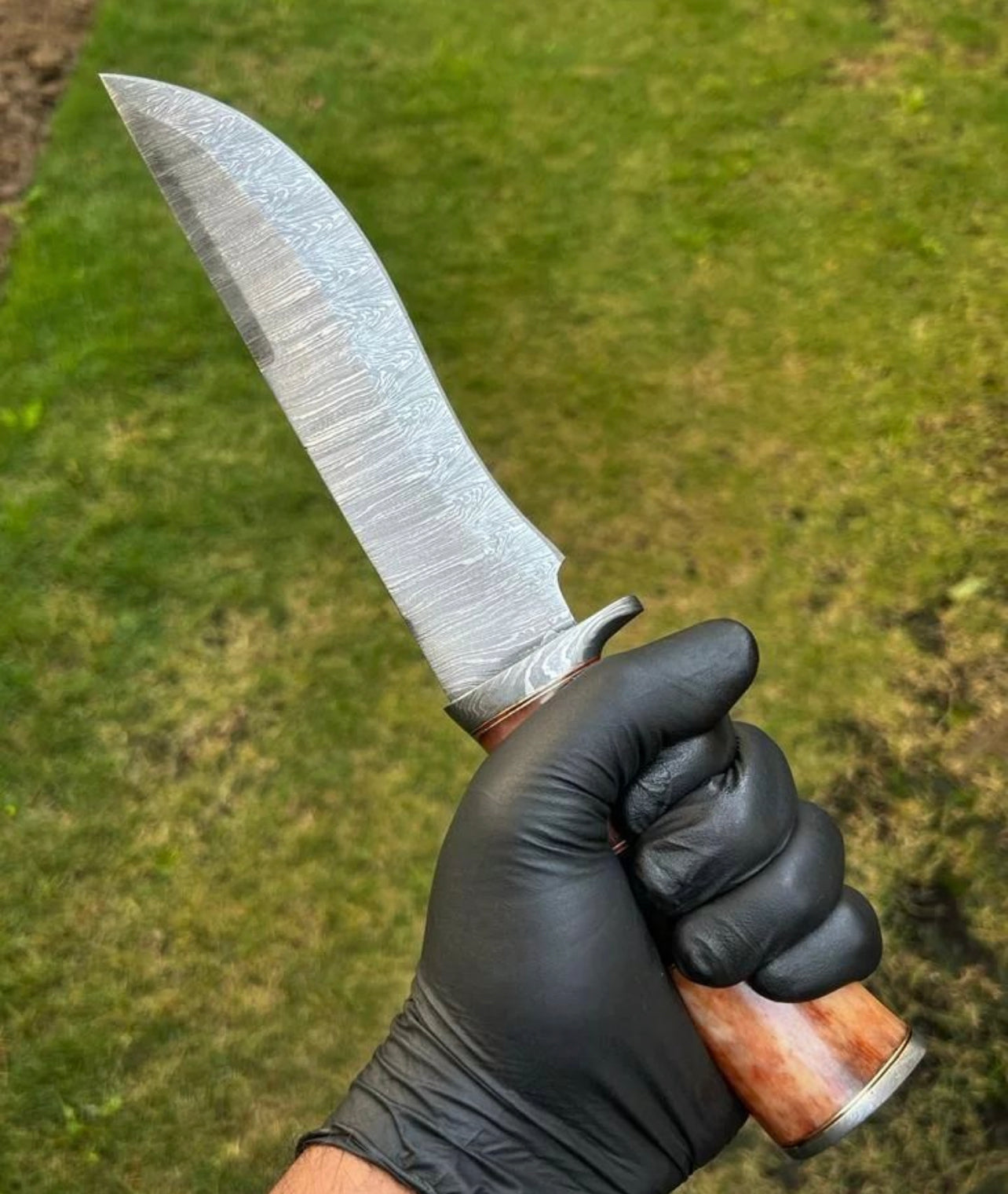 Damascus Steel Hunting Knife