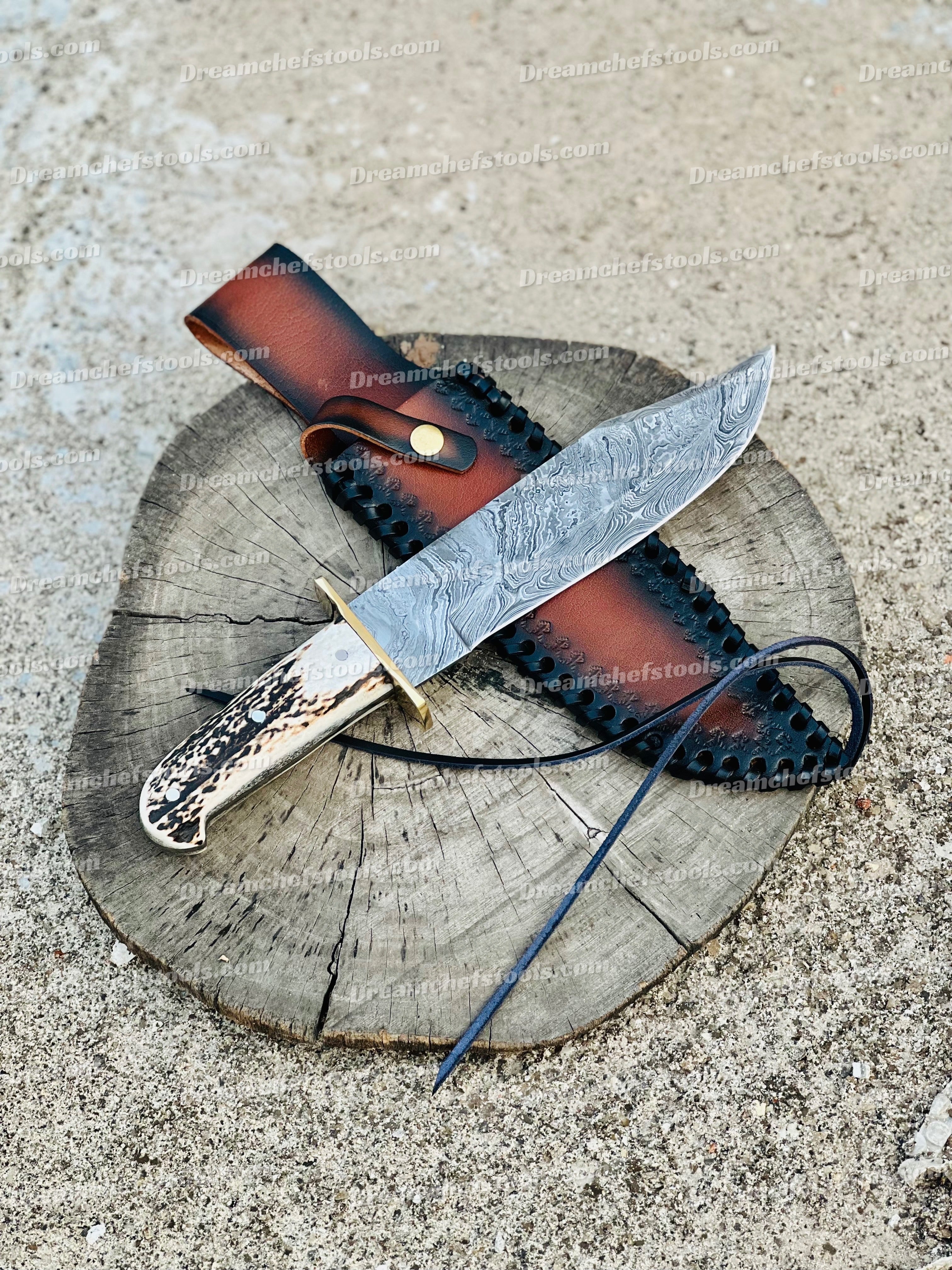 Custom handmade Damascus steel hunting Bowie knife