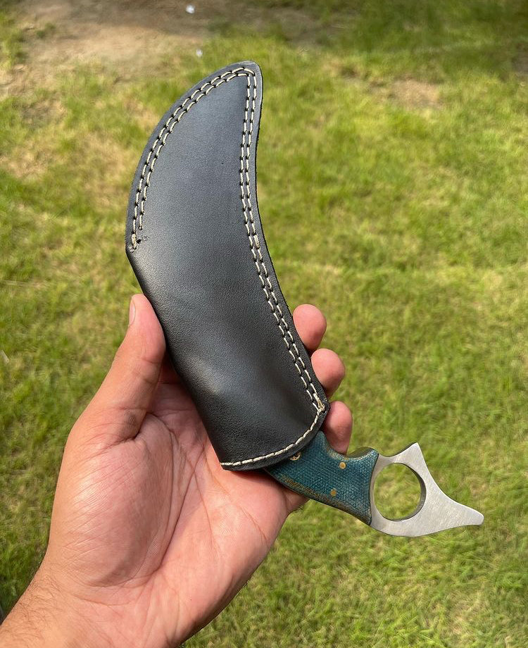 Handmade D2 steel karambit knife