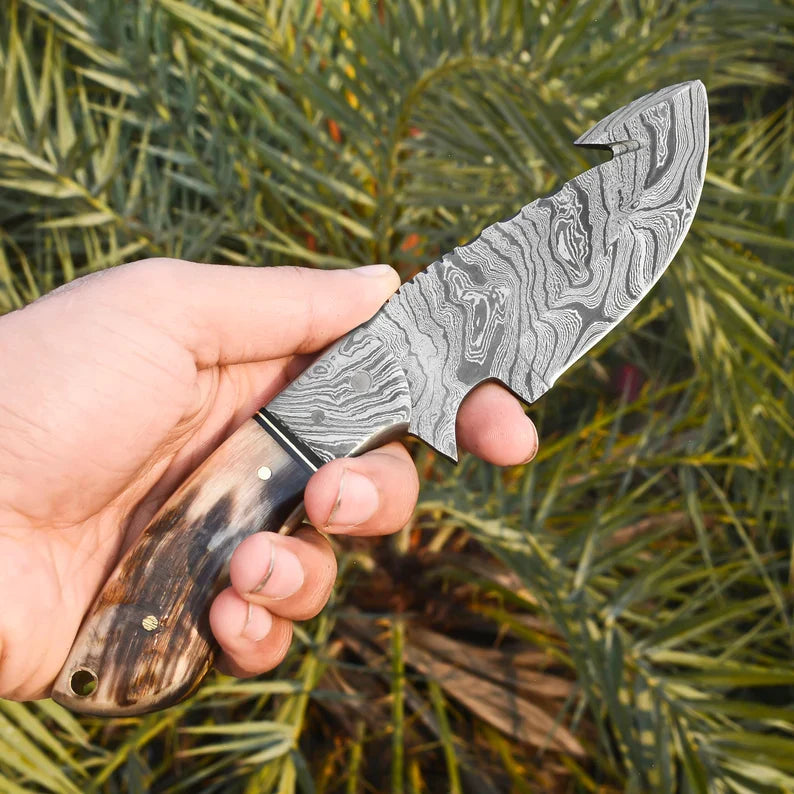 Handmade Damascus Ram Horn knife with Sheath