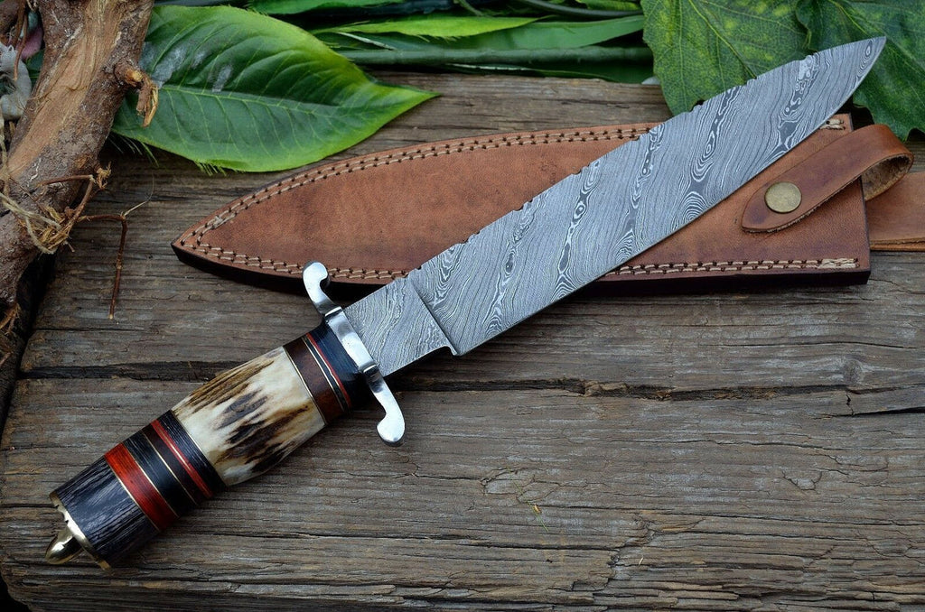 CUSTOM MADE HAND FORGED DAMASCUS STEEL HUNTING BIG FOOT BOWIE KNIFE