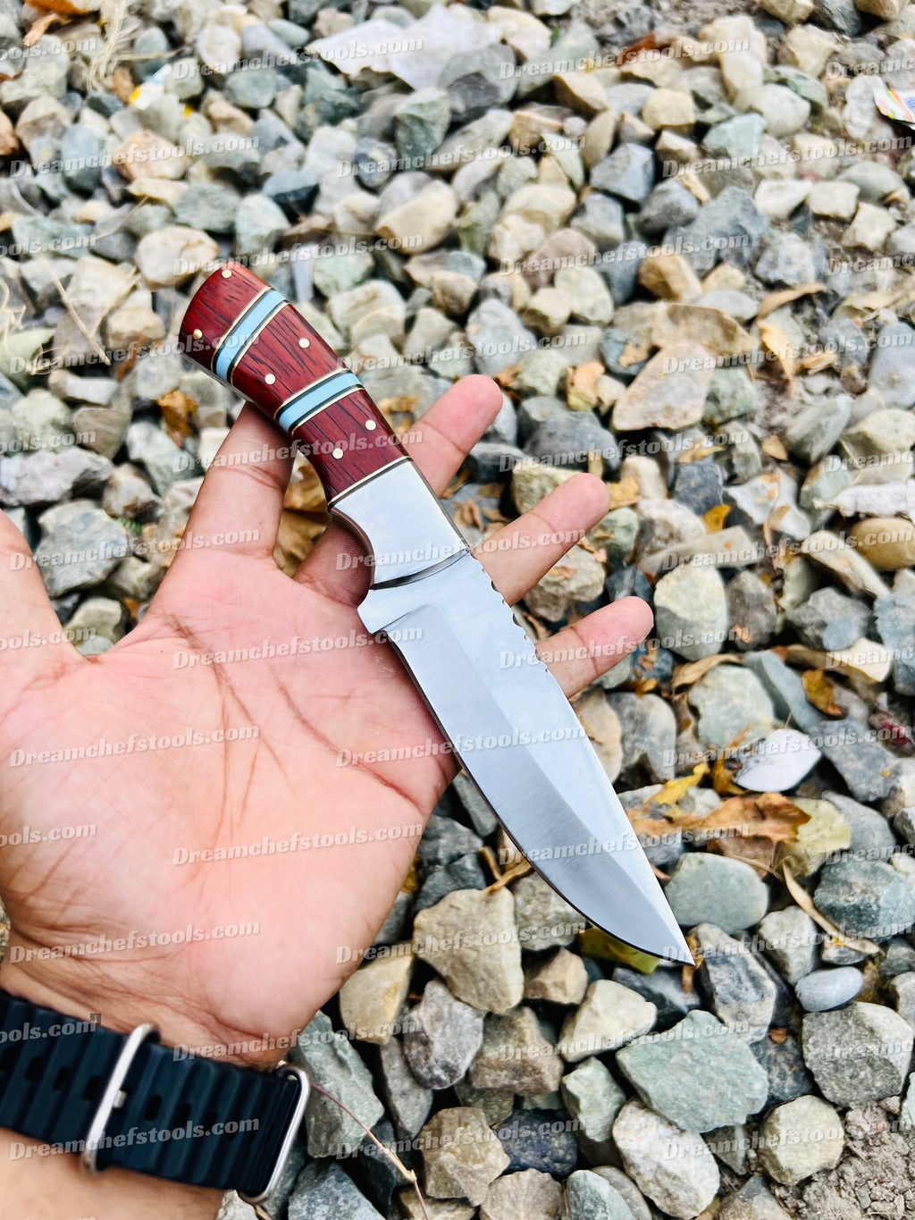 Custom handmade d2 steel hunting knife