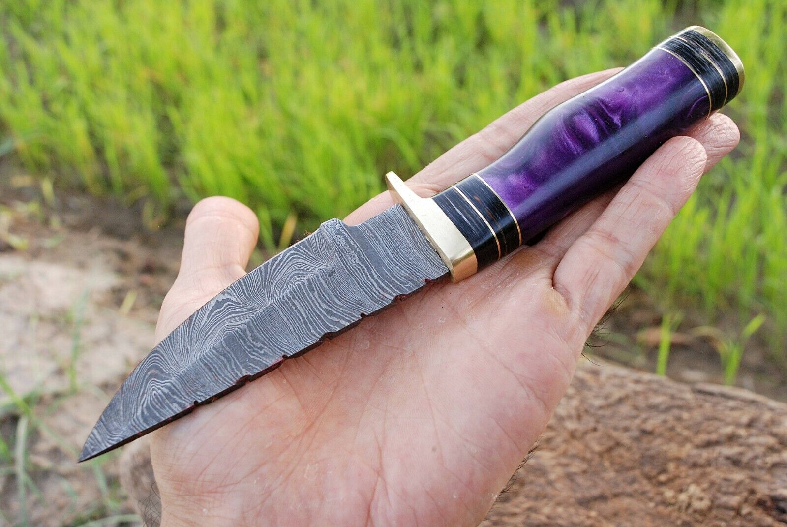 Custom Handmade 8" Damascus Steel Hunting Knife with Brass Guard and Resin Handle, Includes Leather Sheath
